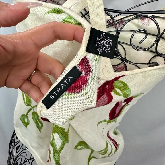 Vintage Strata floral criss cross back tank top size M - Picture 4 of 6